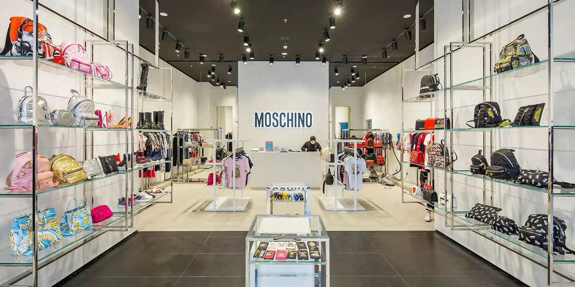 Banner 1 - Moschino Sverige