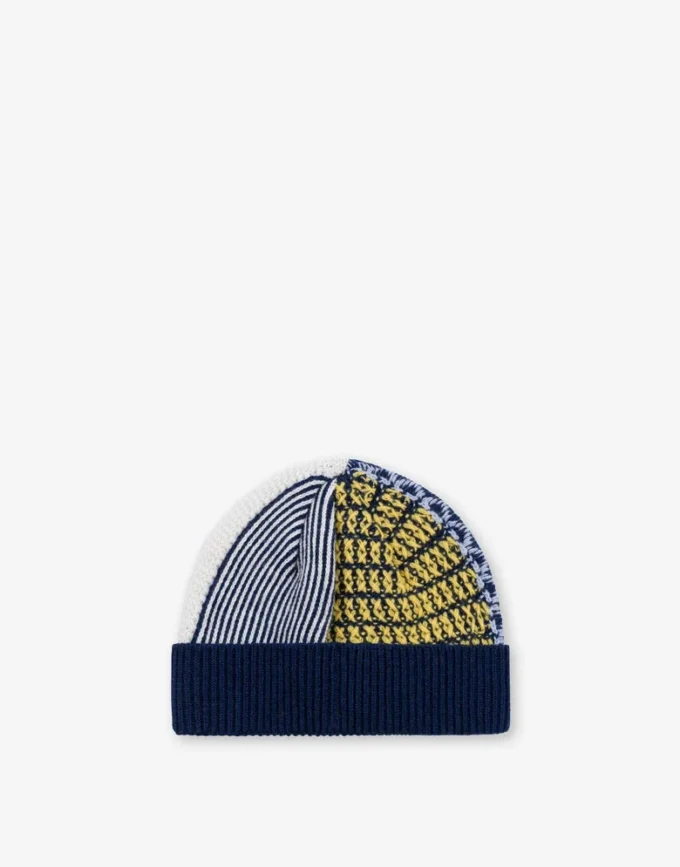 Broderad patchwork-hatt Broderad patchwork-hatt