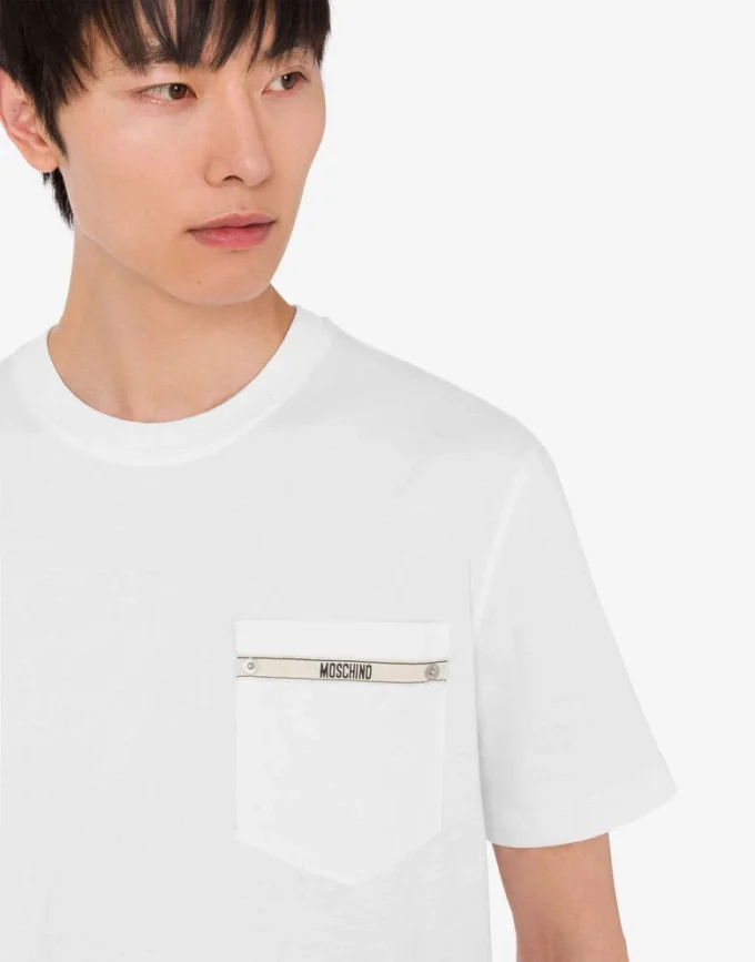 Broderad T-shirt i ekologisk bomullsjersey