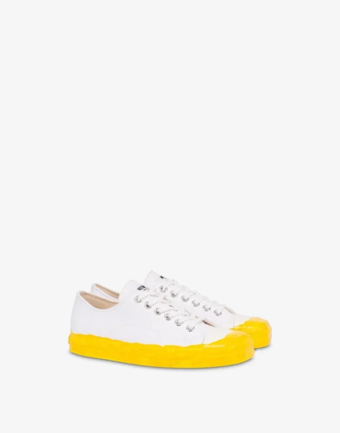 Canvas sneakers