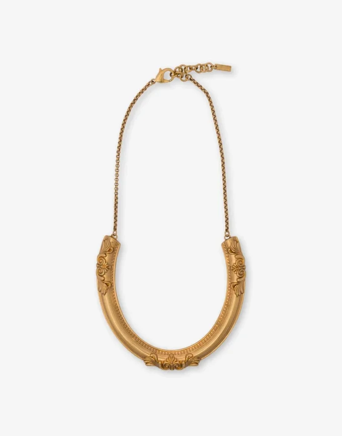 Halsband i metall