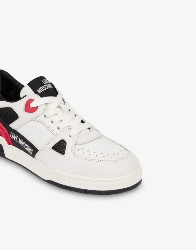 Kalvskinnssneakers
