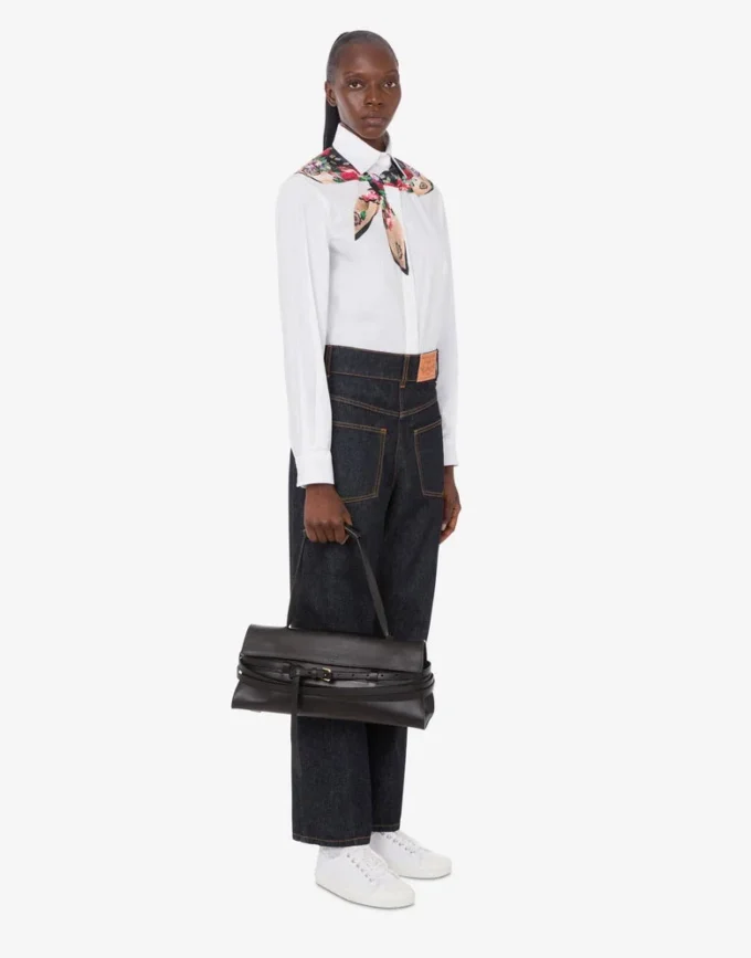 Moschino Tie Me axelväska Moschino Tie Me axelväska