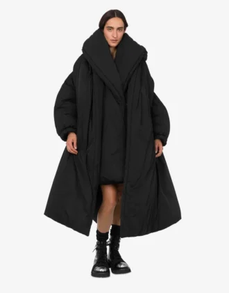 Oversized dunjacka i tekniskt tyg