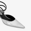 Pumps med spegeleffekt