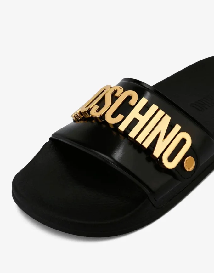 PVC-sandaler med bokstavslogotyp PVC-sandaler med bokstavslogotyp