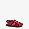 Sandaler i borstat kalvskinn