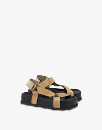 Sandaler i mocka