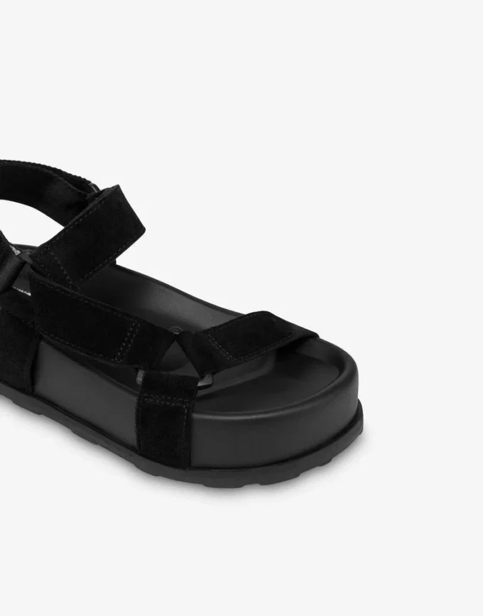 Sandaler i mocka