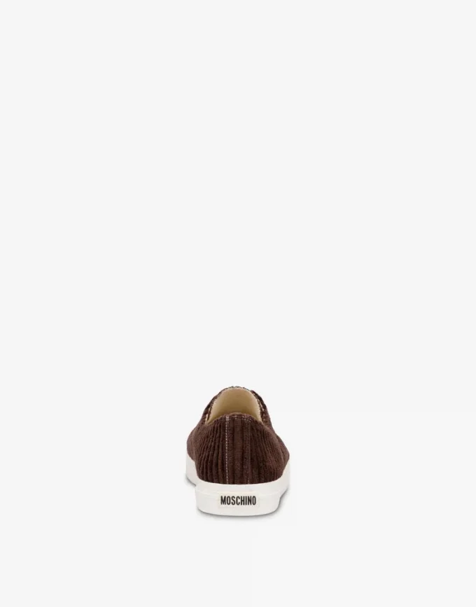Sneakers i corduroy