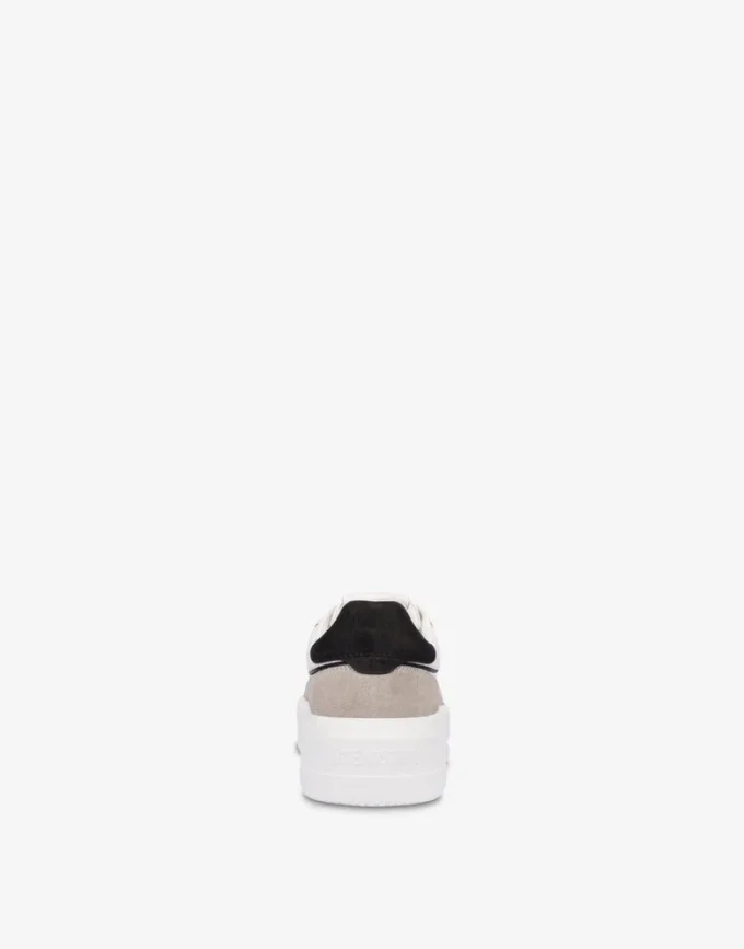 Sneakers i mocka och kalvskinn