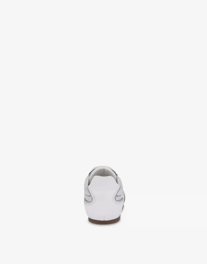 Sneakers med spegeleffekt