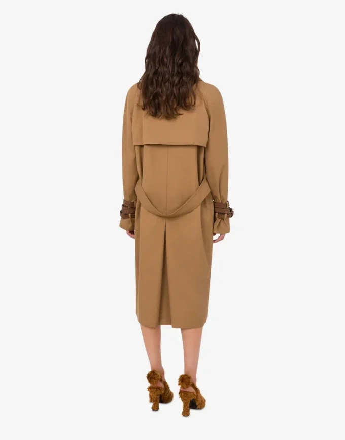 Trenchcoat i bomullsblandad gabardin Trenchcoat i bomullsblandad gabardin