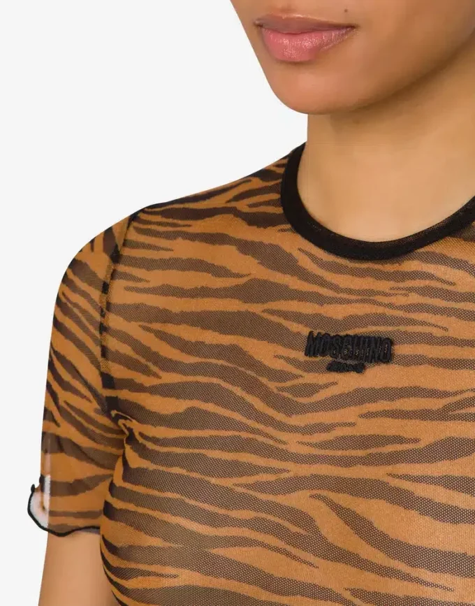 Tryckt kort T-shirt i tyll